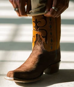 BOY Lucchese Cowboy*Carpincho