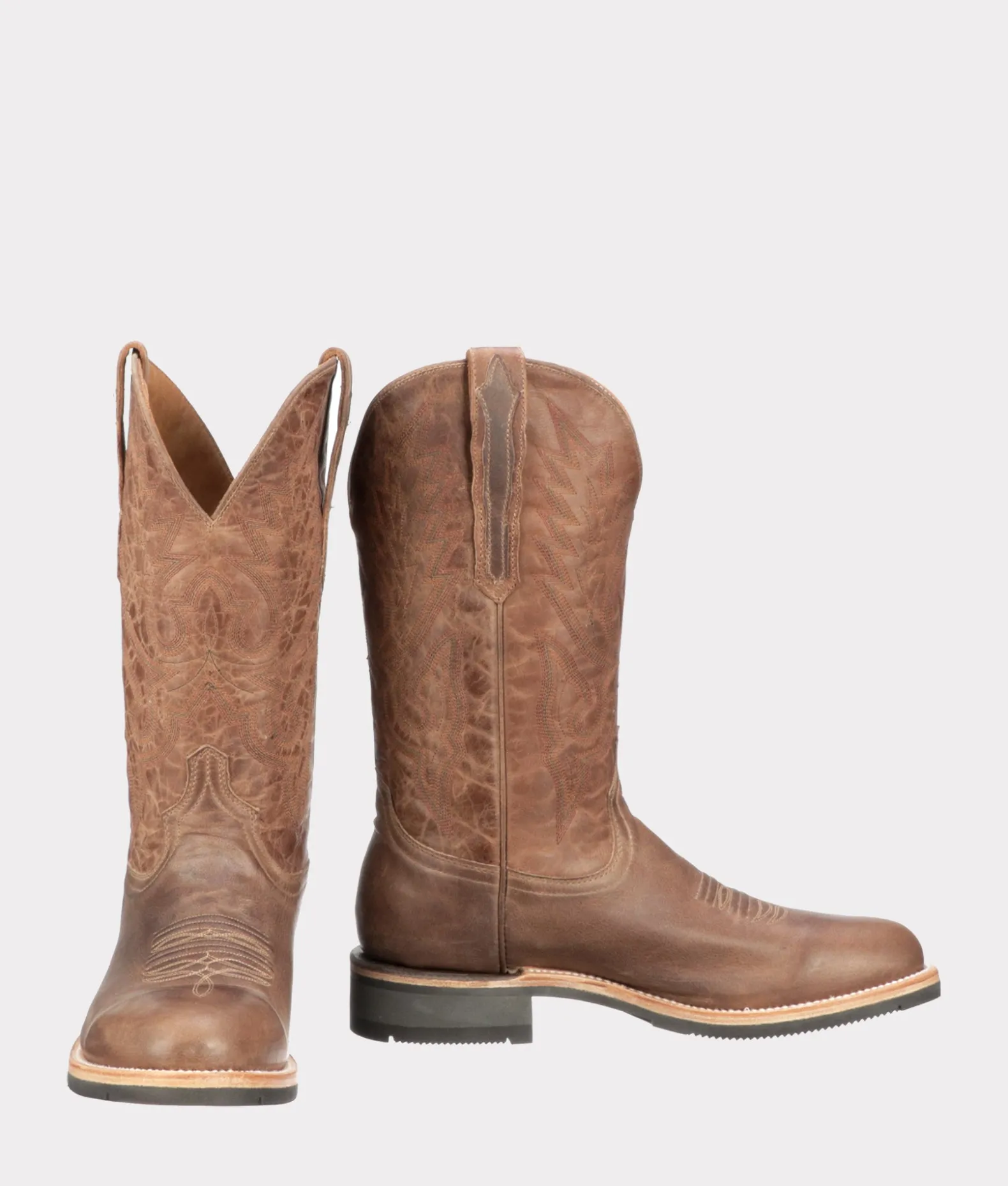 Lucchese Barn Boots*Rusty